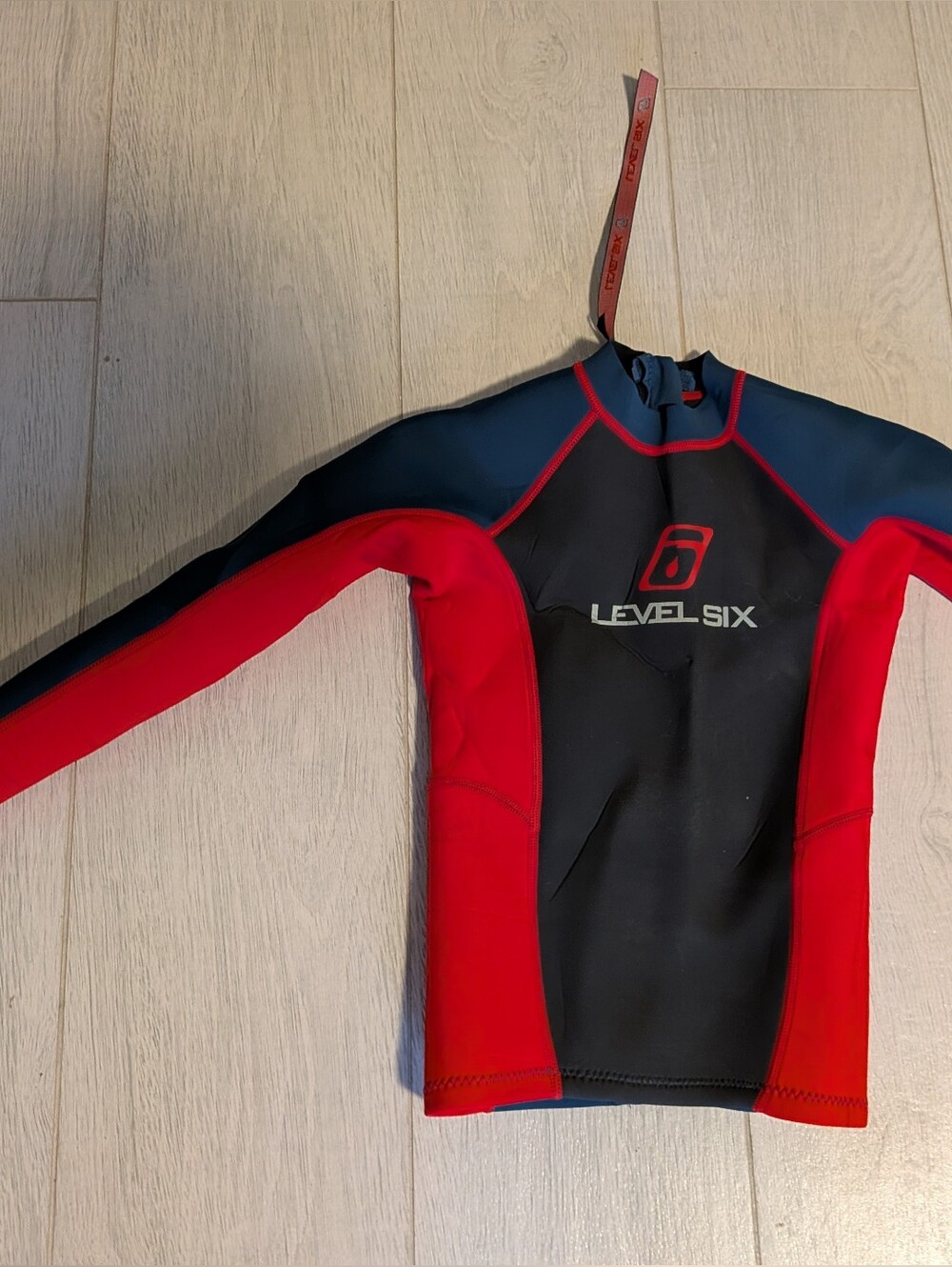 Level Six size 10 Neoprene Youfh Swim Top